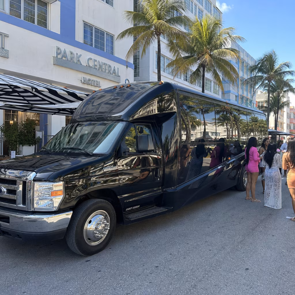 South Beach & Ocean Drive Party Bus