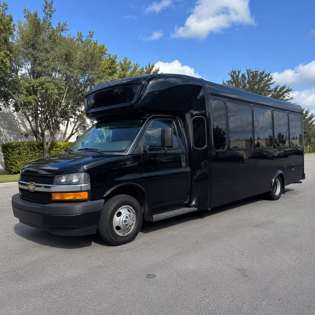 North Miami Birthday, Sweet 16, & Quinceañera Party Bus Rentals
